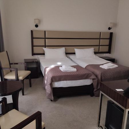 Hotel Genio Tbilisi ภายนอก รูปภาพ