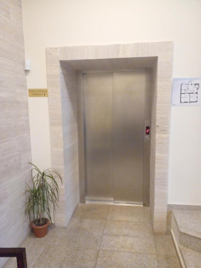 Hotel Genio Tbilisi ภายนอก รูปภาพ