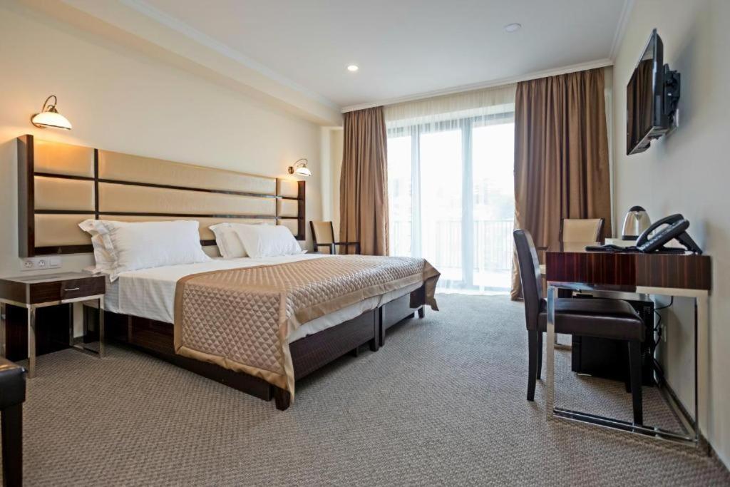 Hotel Genio Tbilisi ภายนอก รูปภาพ