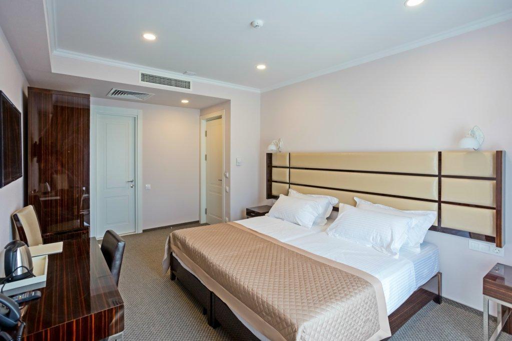 Hotel Genio Tbilisi ภายนอก รูปภาพ