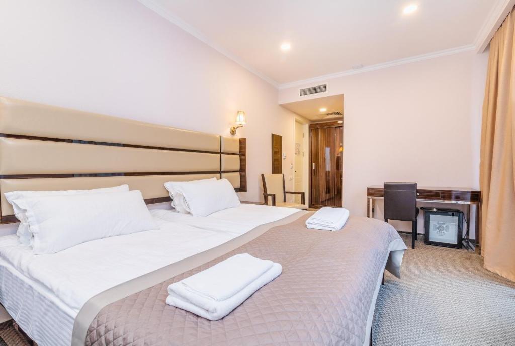 Hotel Genio Tbilisi ภายนอก รูปภาพ