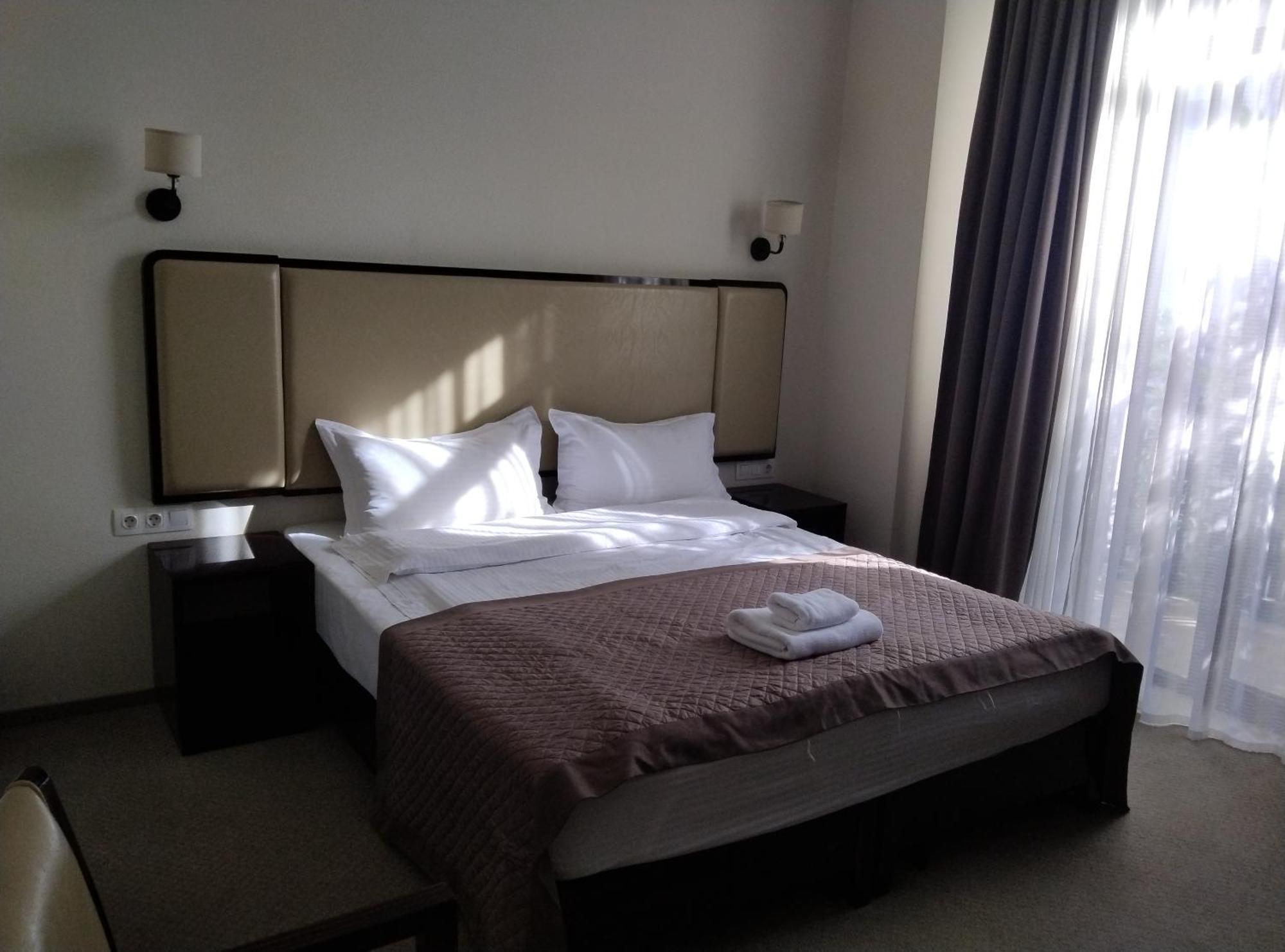 Hotel Genio Tbilisi ภายนอก รูปภาพ