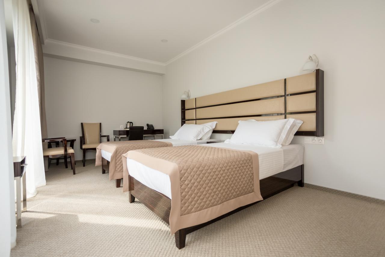 Hotel Genio Tbilisi ภายนอก รูปภาพ