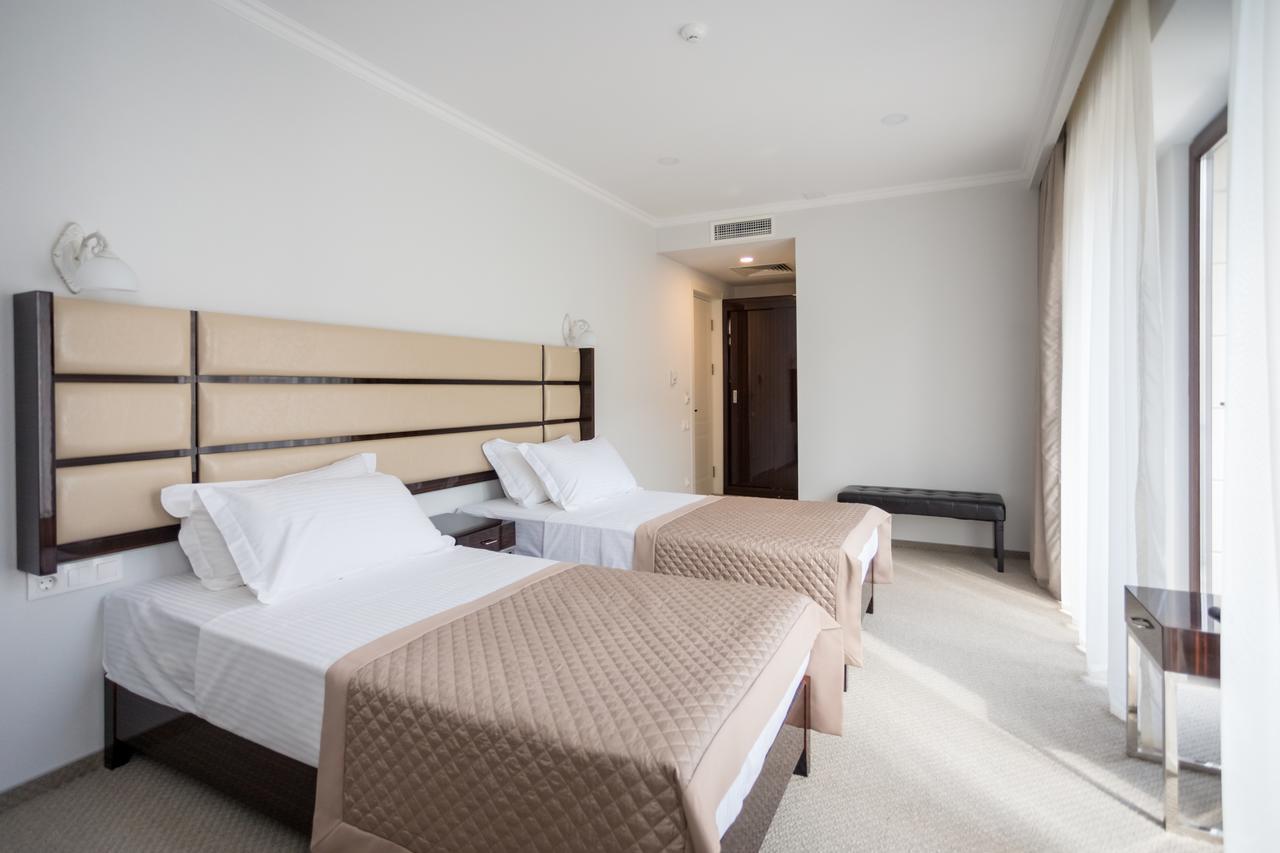Hotel Genio Tbilisi ภายนอก รูปภาพ